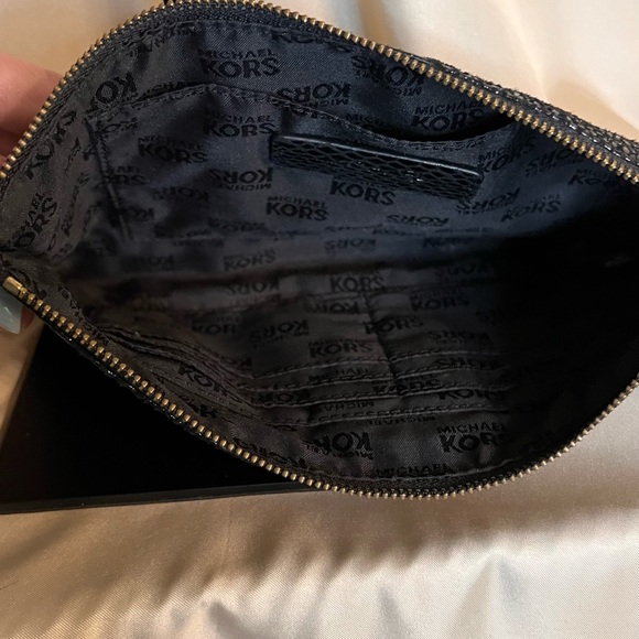 Michael Kors Black Wristlet size OS - Picture 4 of 11